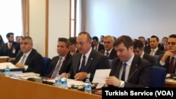 Dışişleri Bakanı Mevlüt Çavuşoğlu, TBMM Plan ve Bütçe Komisyonu’nda Dışişleri Bakanlığı’nın 4 milyar 631 milyon 723 bin liralık bütçe teklifine ilişkin açıklamalarda bulundu.