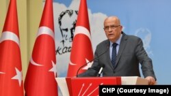 Milletvekilliği düşürülen CHP'li Enis Berberoğlu.