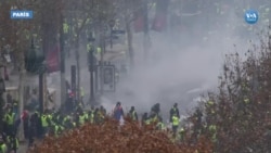 Paris'teki 'Sarı Yelekliler' Protestosunda Çatışmalar